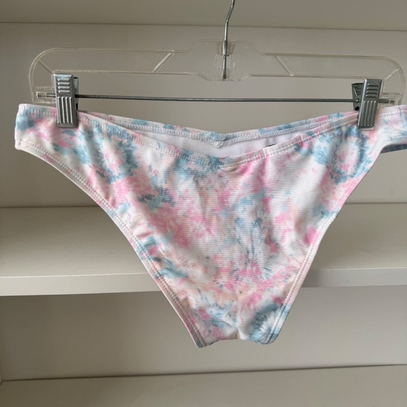 NWT ONIA Tie Dye Triangle Bikini Set - Picture 5 of 7